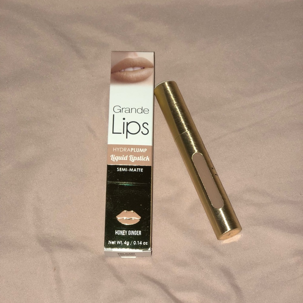 GrandeLIPS Plumping Liquid Lipstick